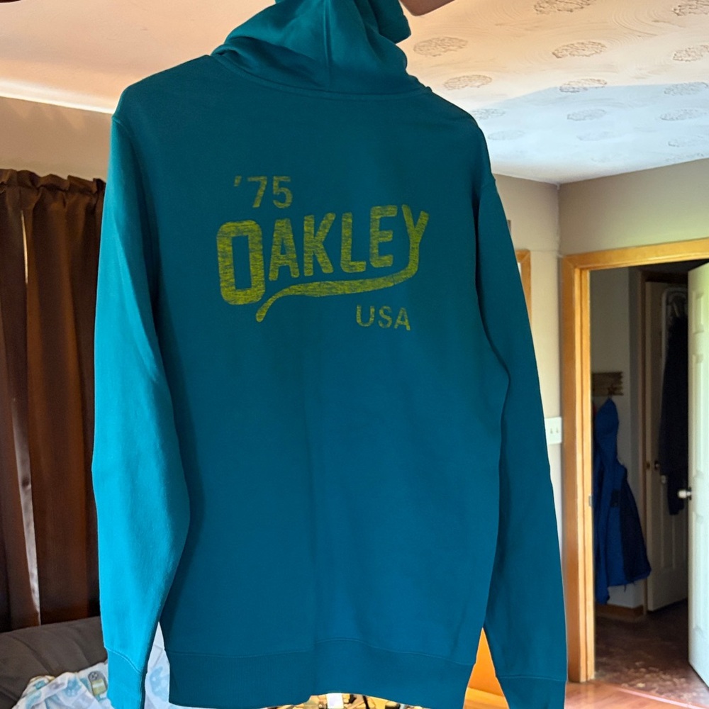 Oakley Men's Blue Turtleneck Sweater